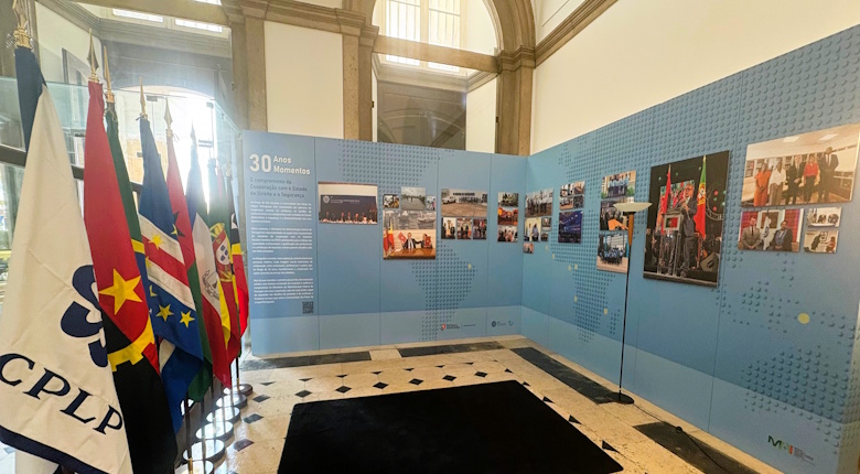 Exposição CPLP_foto1 - Cópia.jpg