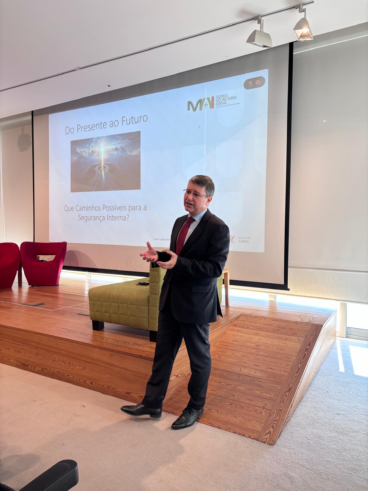 original-AEE2E238-6F9D-40F5-9EDD-6ED5D2599737 - Cópia.jpeg